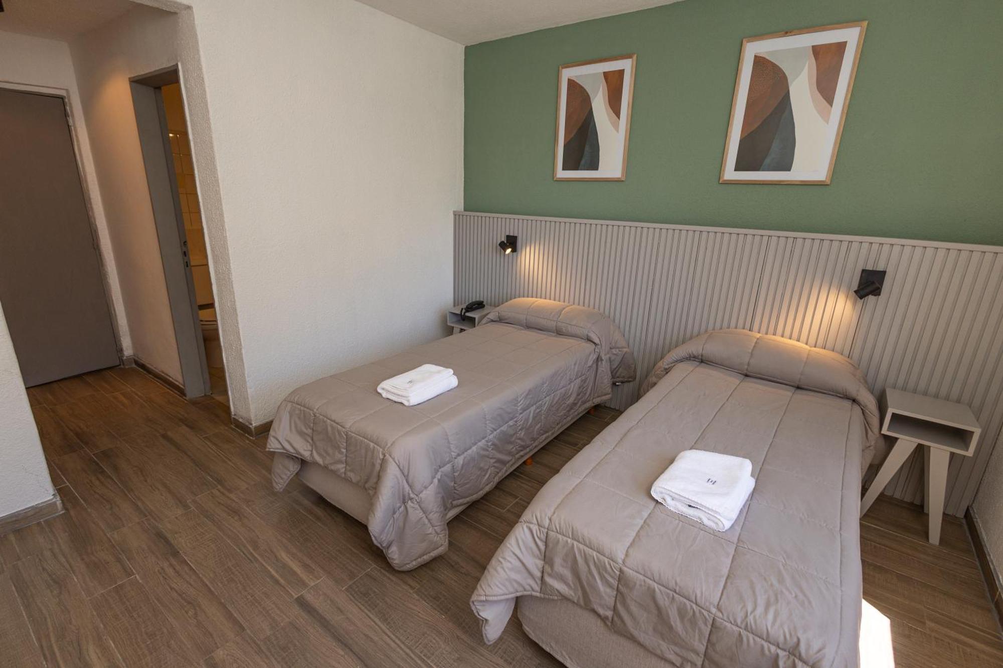 M382 Hotel Bariloche Eksteriør billede