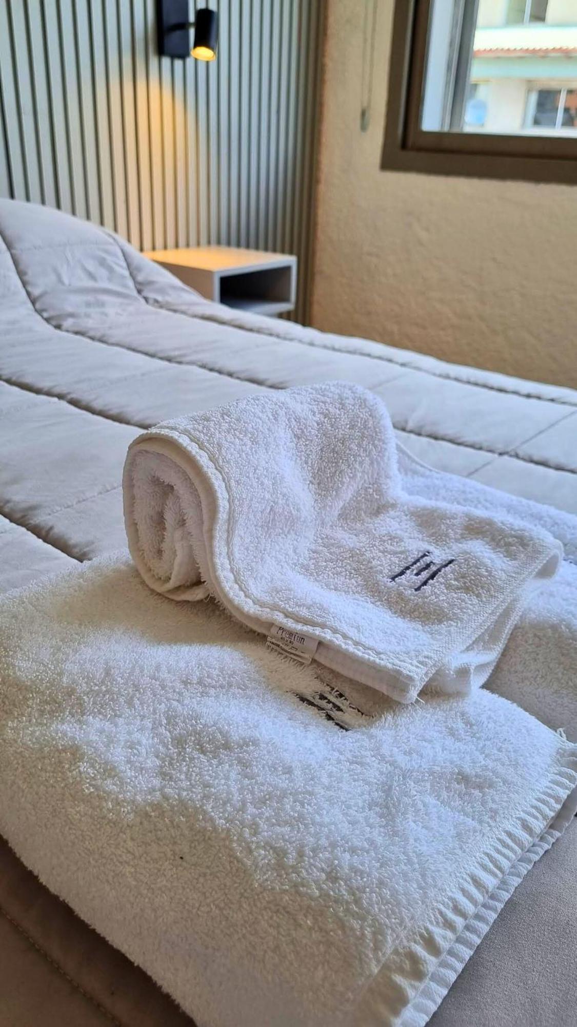 M382 Hotel Bariloche Eksteriør billede